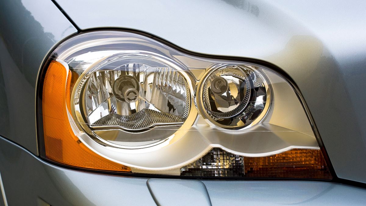Volvo XC90 V8