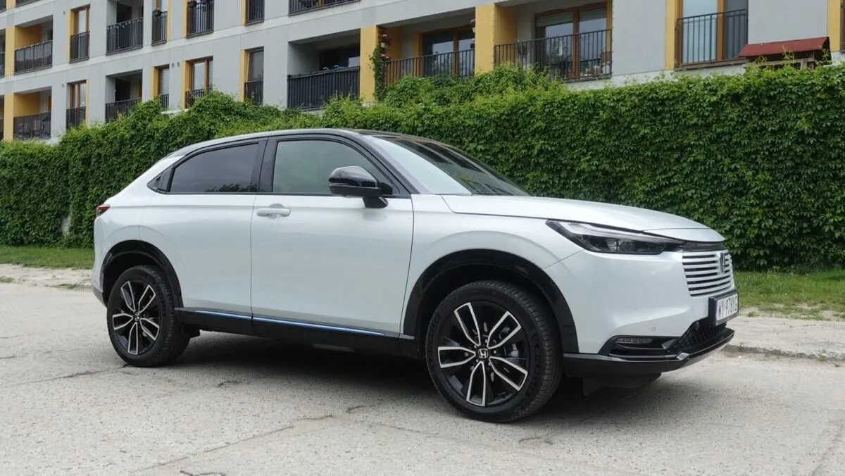 Przestańcie patrzeć na auta z Chin, skoro jest Honda HR-V. Test wersji po mikroliftingu