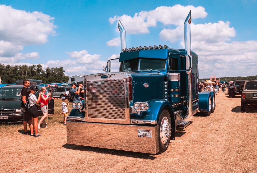 Americvan Cars Mania – 2025 – ciężarówki