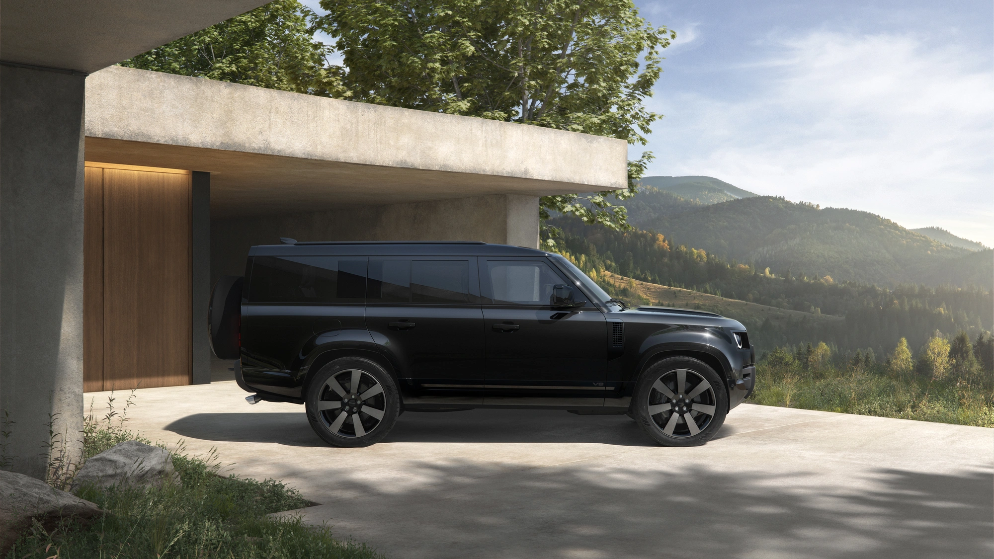 Land Rover Defender MY26