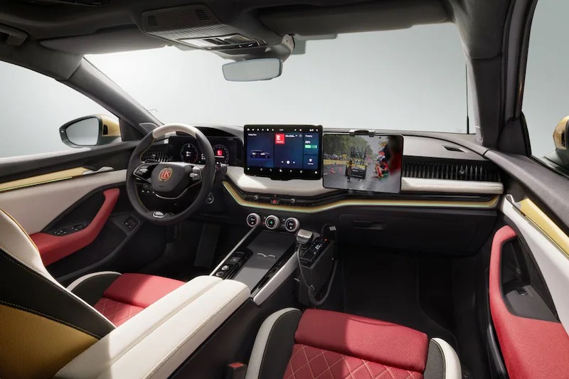 https://cdn-ab.spidersweb.pl/2025/06/Skoda-Superb-w-wersji-L-K-130_1-1.jpeg