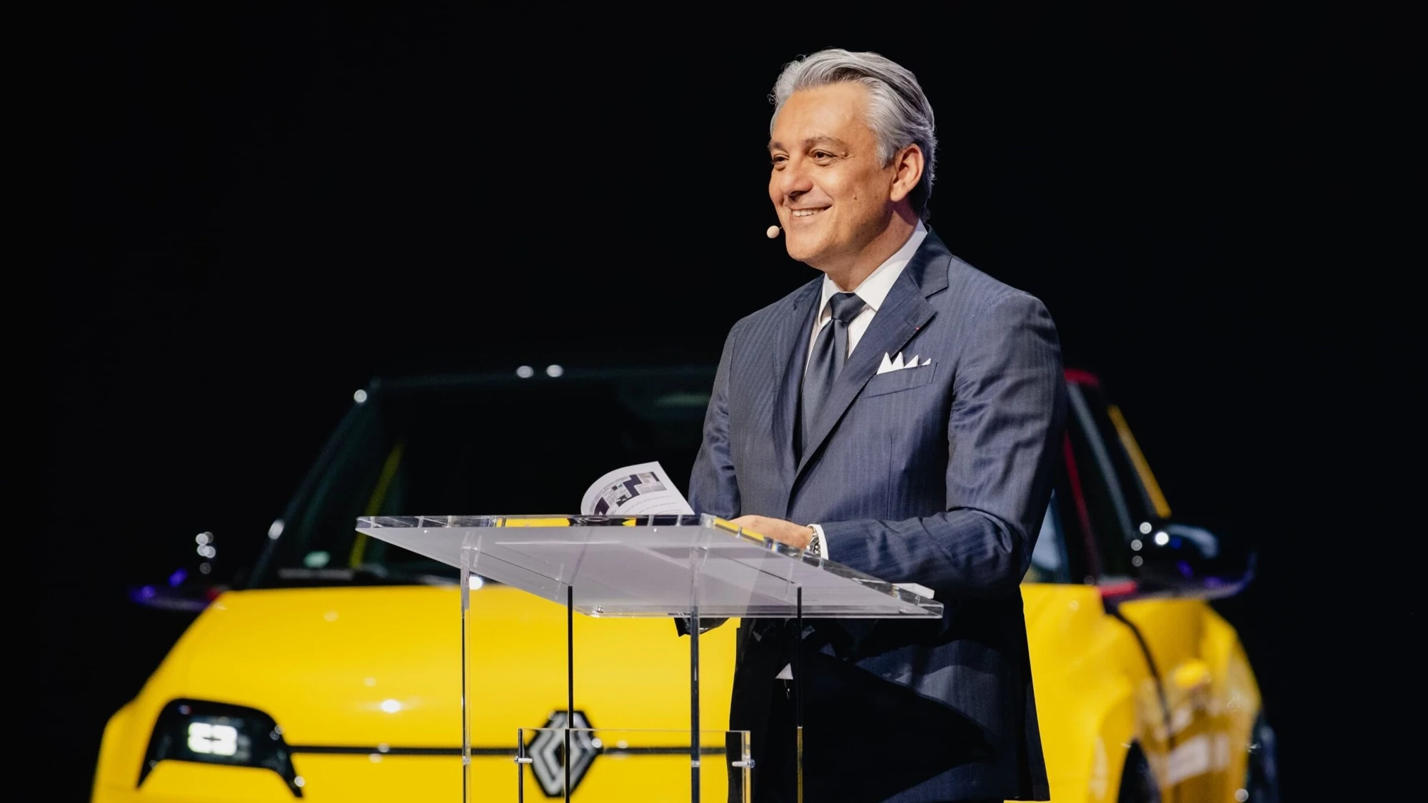 Szef Grupy Renault rezygnuje. Postawił na świat torebek i ciuszków