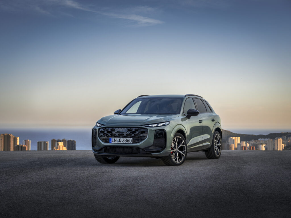 https://cdn-ab.spidersweb.pl/2025/06/nowe-audi-q3-premiera-21-1024x768.jpg
