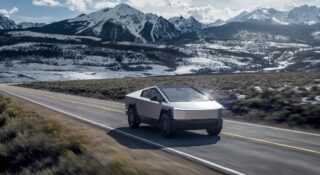 Tesla zaprezentuje oficjalnie po raz pierwszy w Polsce model Cybertruck. Na American Cars Mania 2025 w Katowicach