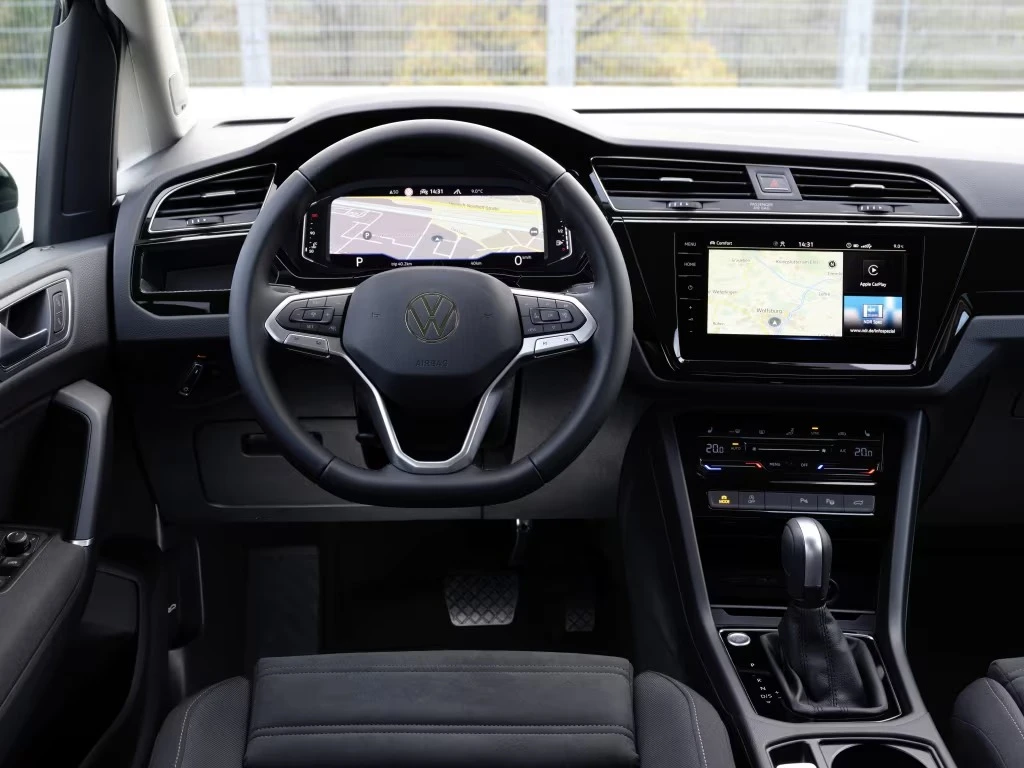 volkswagen_touran_tdi_92