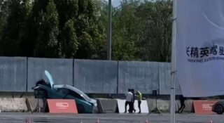 Xiaomi robi szkolenia, bo kierowcy SU7 się rozbijają. Podczas jazd doszło do groźnego wypadku