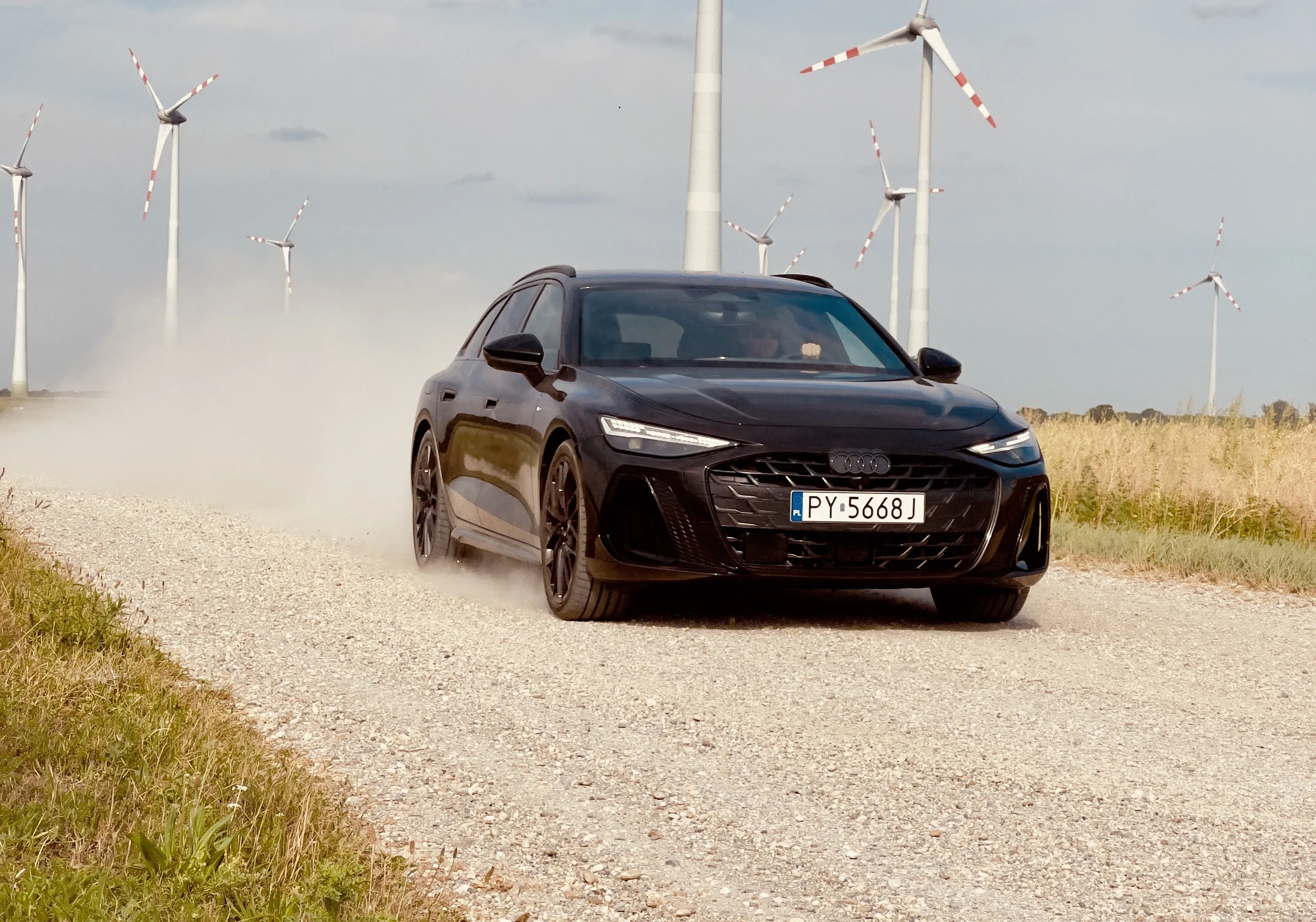 Przejechałem tysiąc kilometrów hybrydowym Audi A6. Tak jeździ zabójca diesla