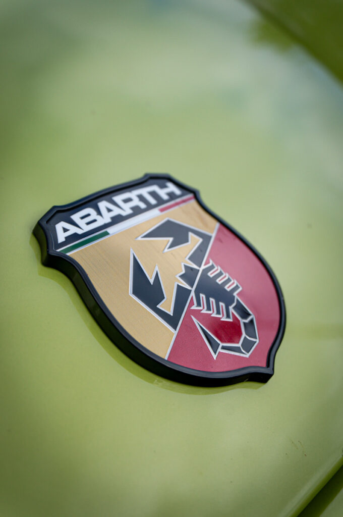 https://cdn-ab.spidersweb.pl/2025/07/abarth-600e-18-680x1024.jpg