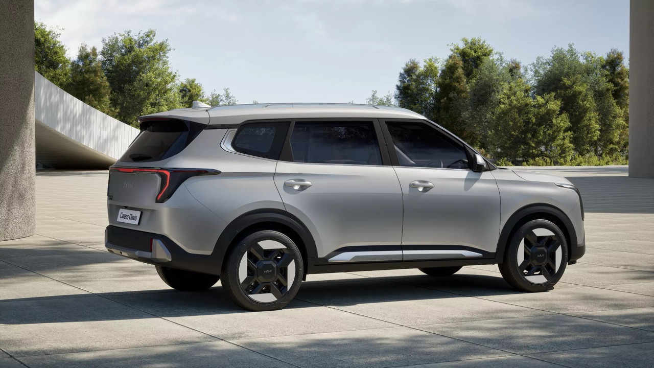 kia carens