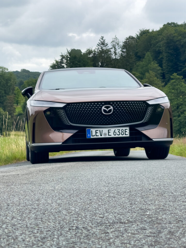 https://cdn-ab.spidersweb.pl/2025/07/mazda-6e-test-19-768x1024.jpg