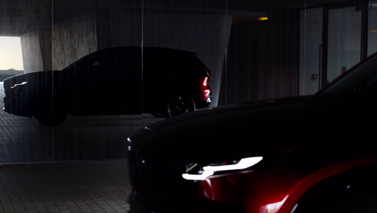 Nowa Mazda CX-5 na pierwszych zdjęciach. Tak będzie wyglądał hit