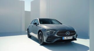 Ten Mercedes jeszcze pożyje. Influencerzy skaczą z radości