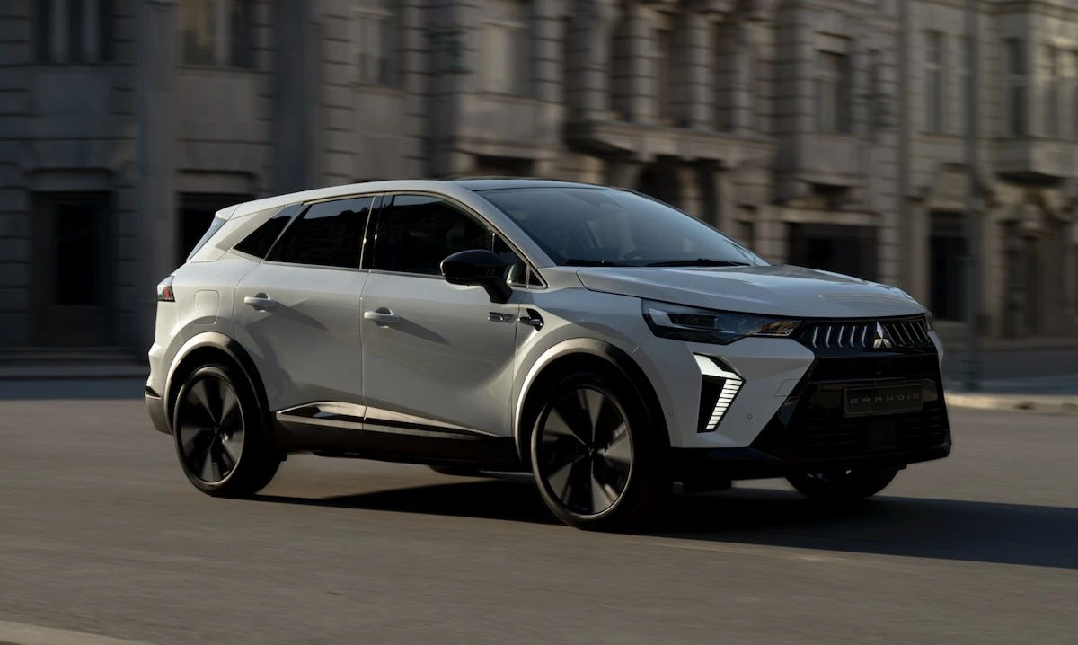 Mitsubishi Grandis jest już z nami. Nie przecierajcie oczu
