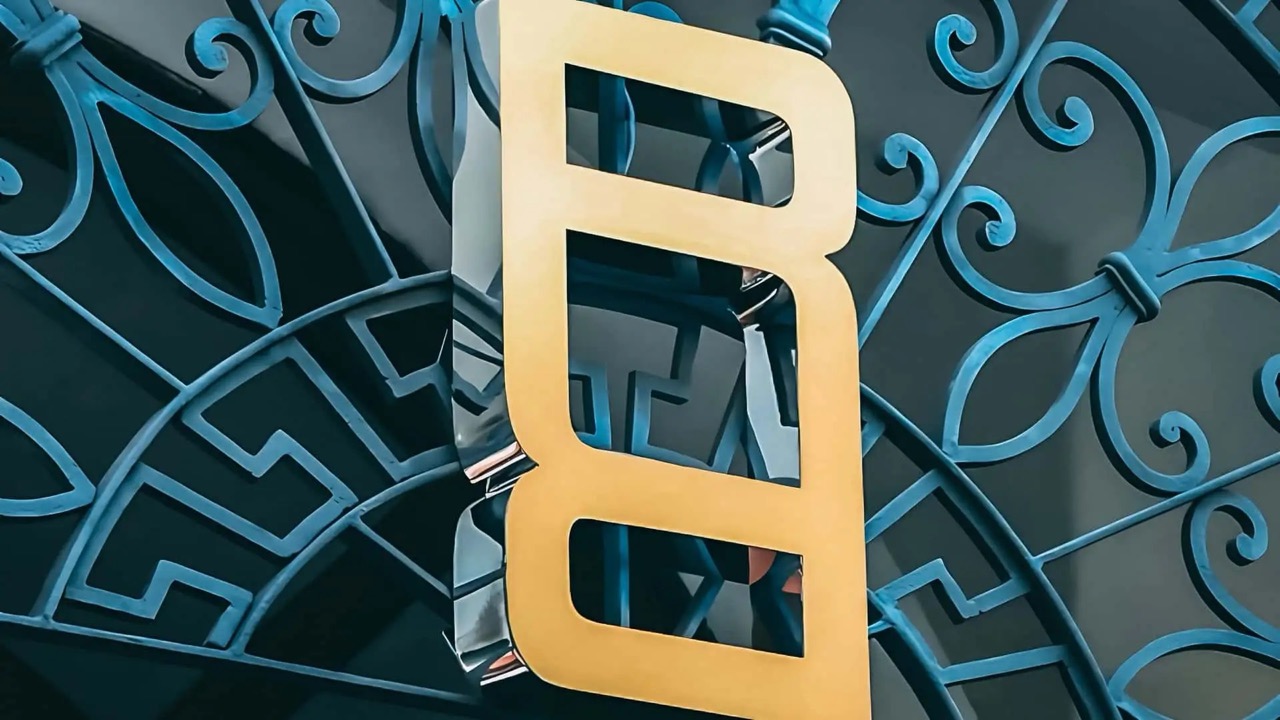 range rover logo
