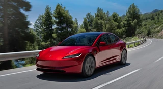 Jest szansa, że Elon Musk dowie się o istnieniu Polski. Jego firma dołożyła u nas do pieca