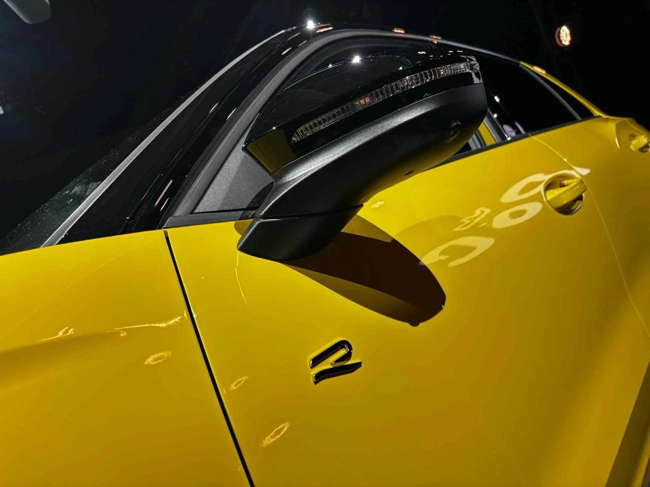 https://cdn-ab.spidersweb.pl/2025/08/VW-T-Roc-2025_20-Duzy.jpeg