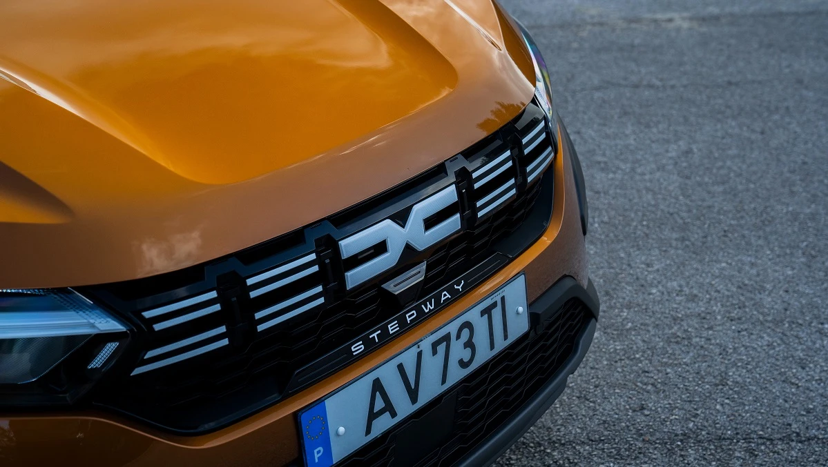 Nowa Dacia Sandero przyłapana. Nie poznasz tego tyłu