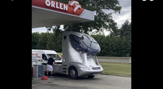 Najdziwniejszy pojazd świata przyłapany w Polsce. Co to jest?