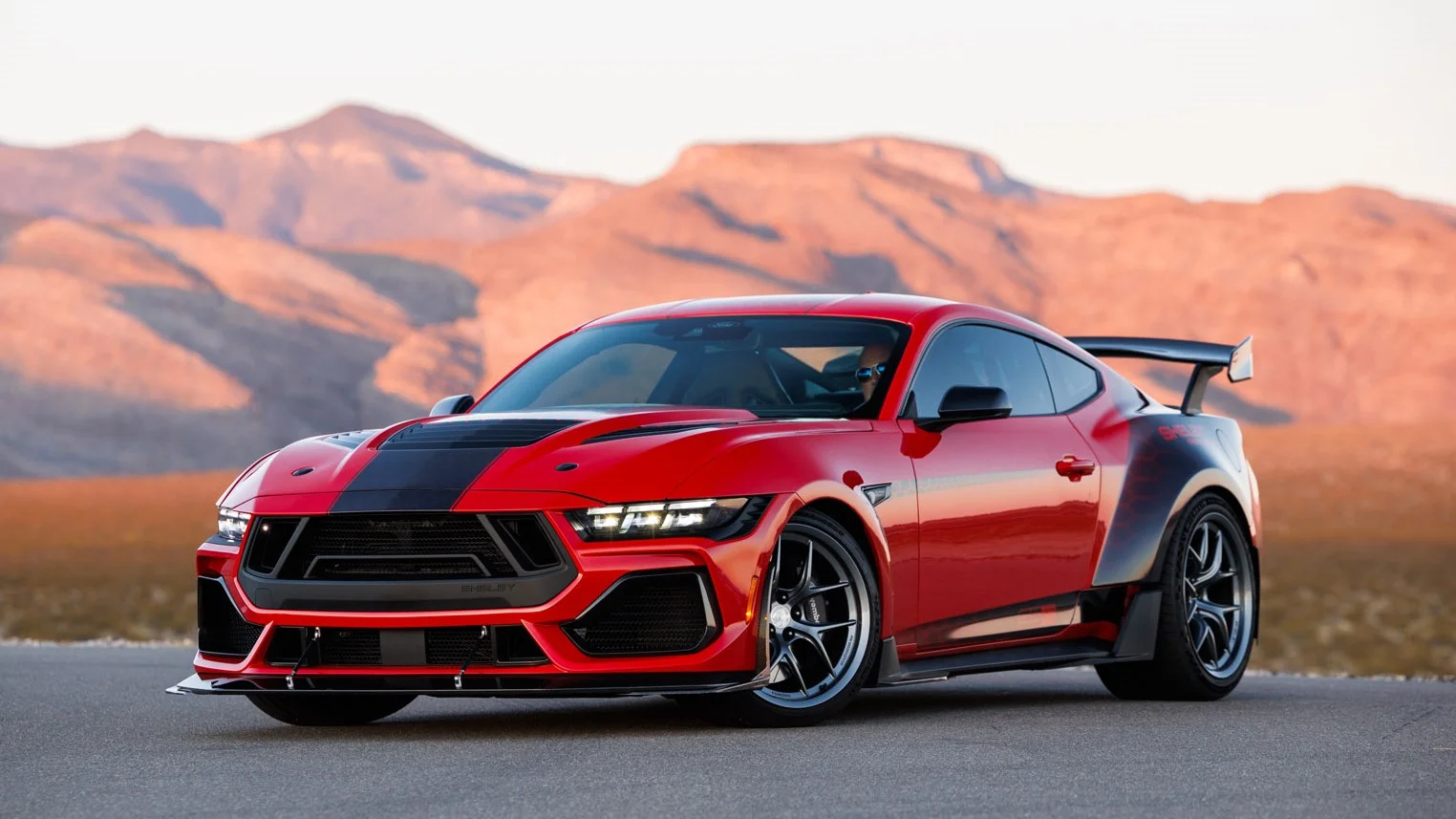 Shelby stworzyło nowego gada. 850 KM do ogarnięcia rękami