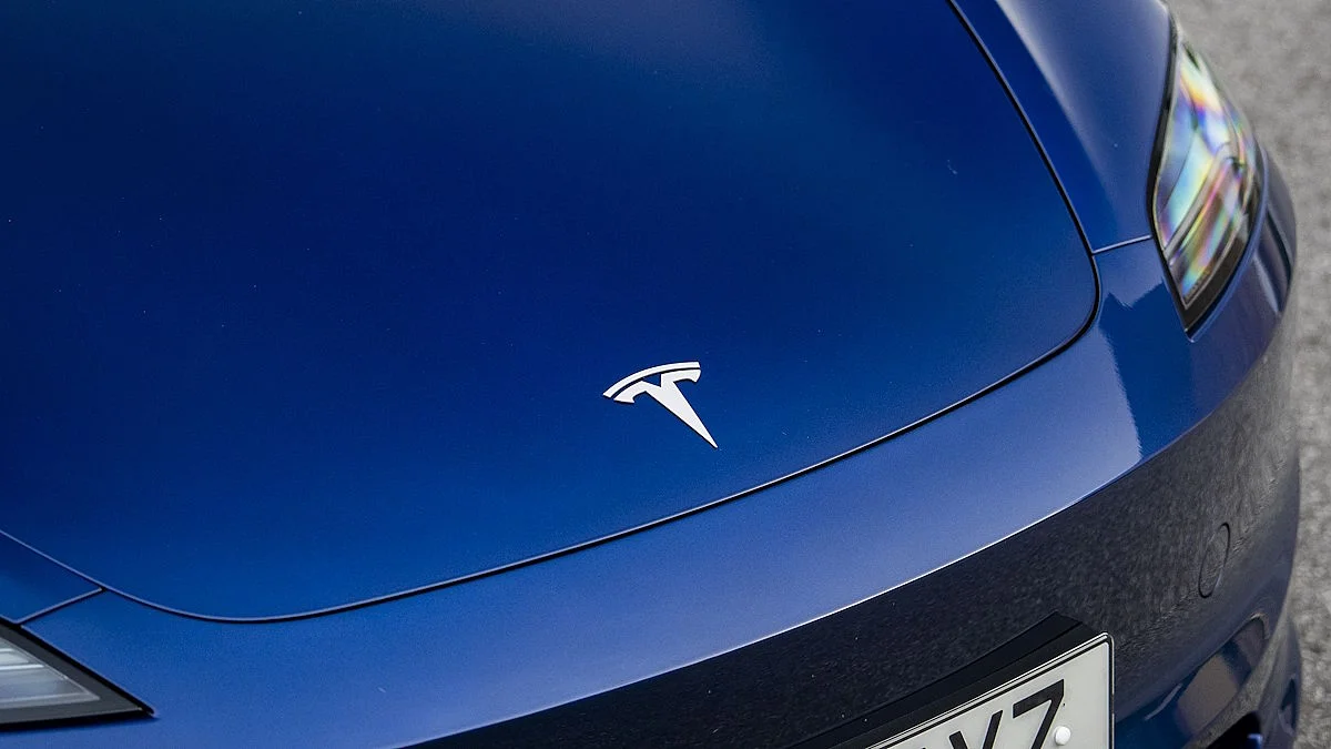 Tesla logo