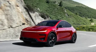Nowa Tesla Model Y Performance już dostępna. Start od 269 990 zł, dopłaty tylko dla skromnych