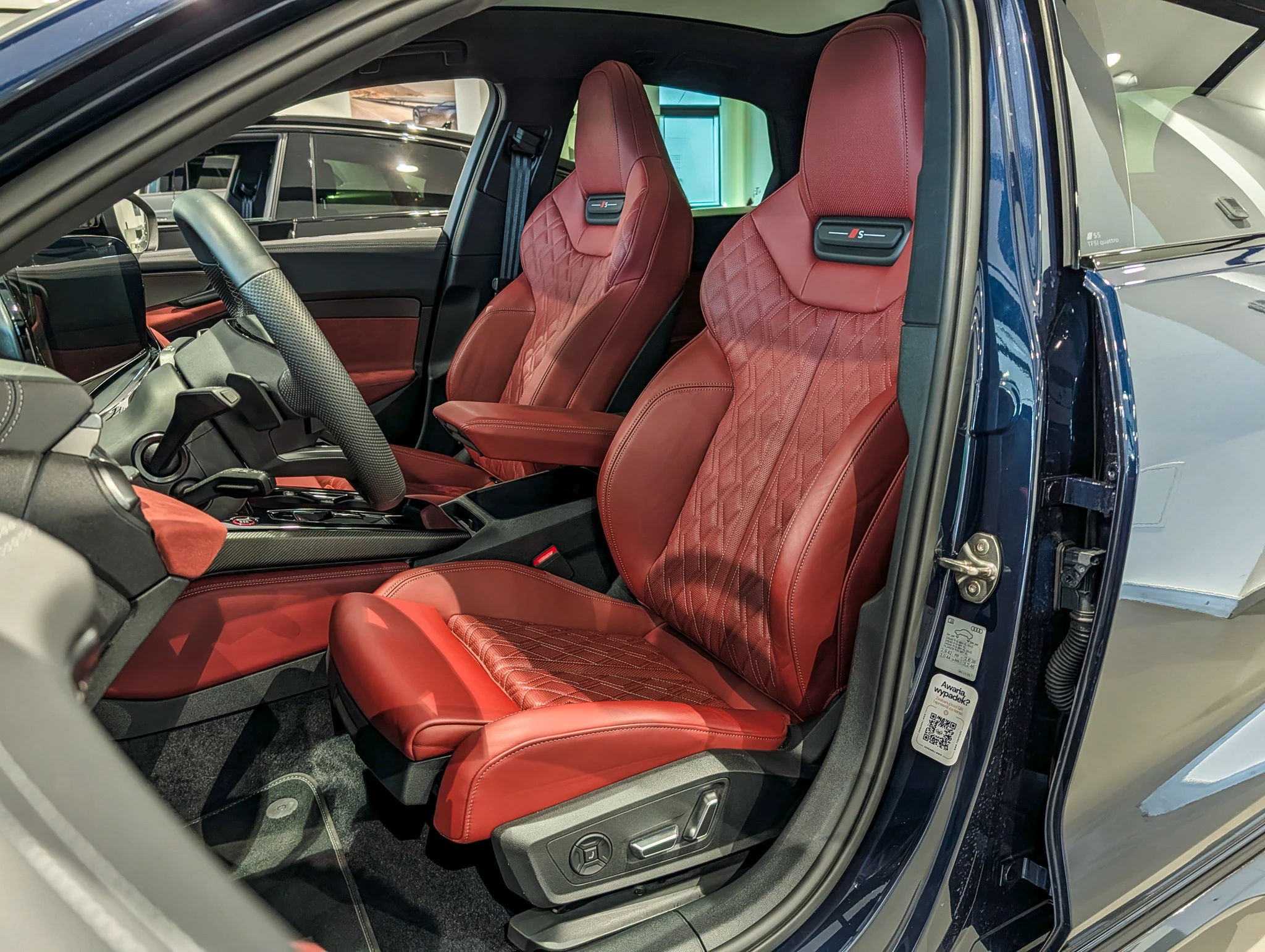 Audi Select :plus - piękne wnętrze za ułamek ceny 