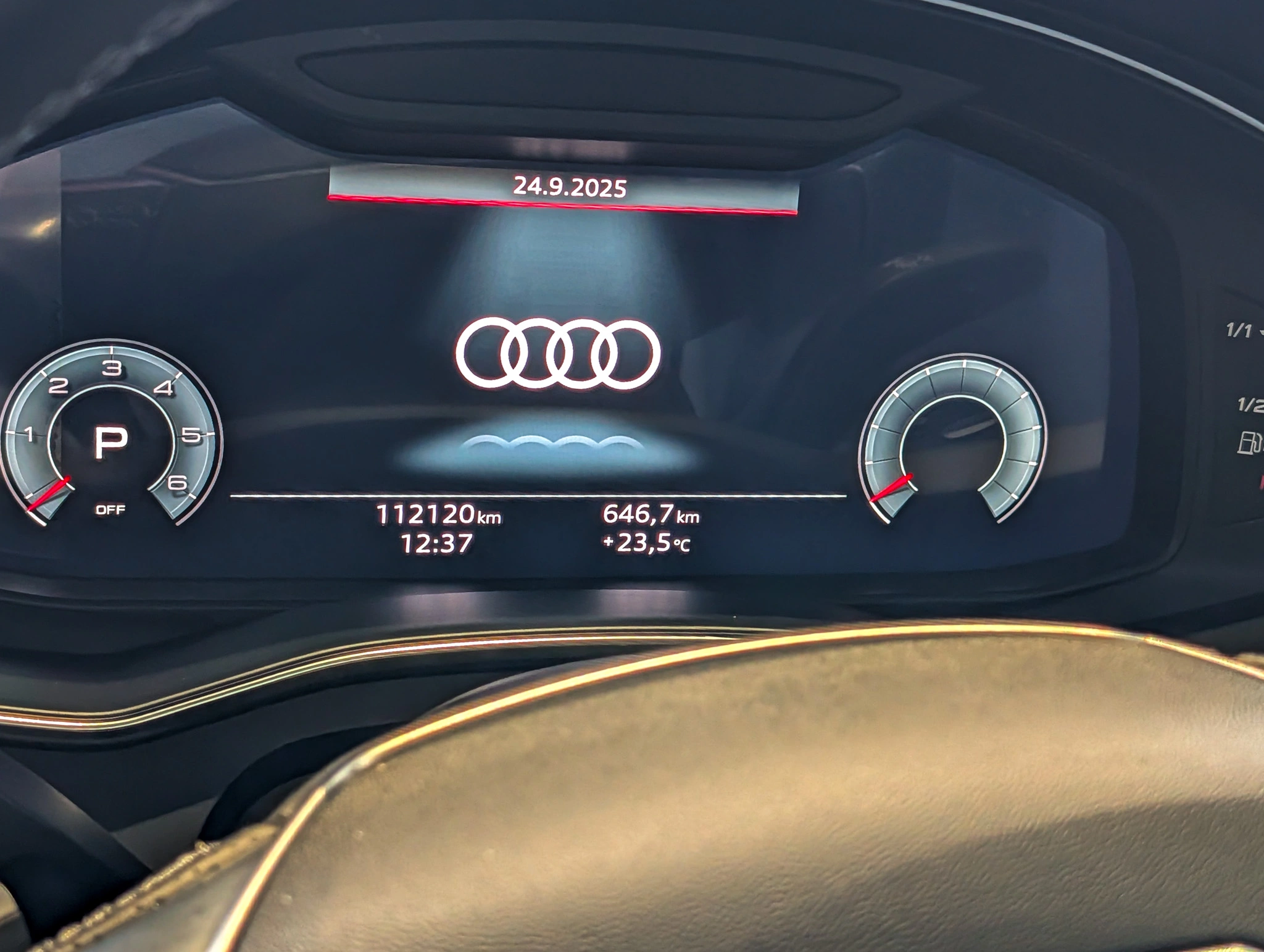 Audi Select :plus - niski przebieg 