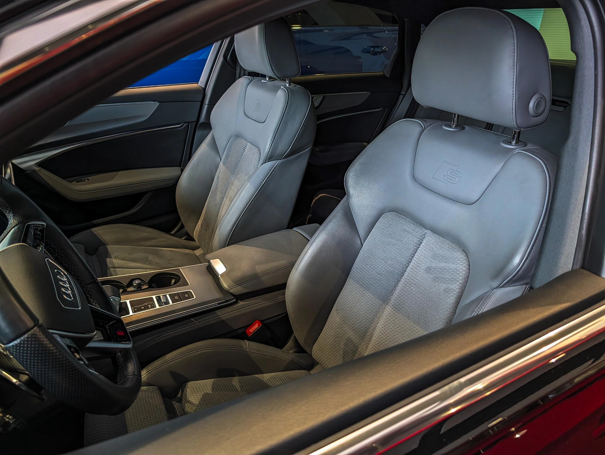 Audi Select :plus - wnętrze jak nowe 