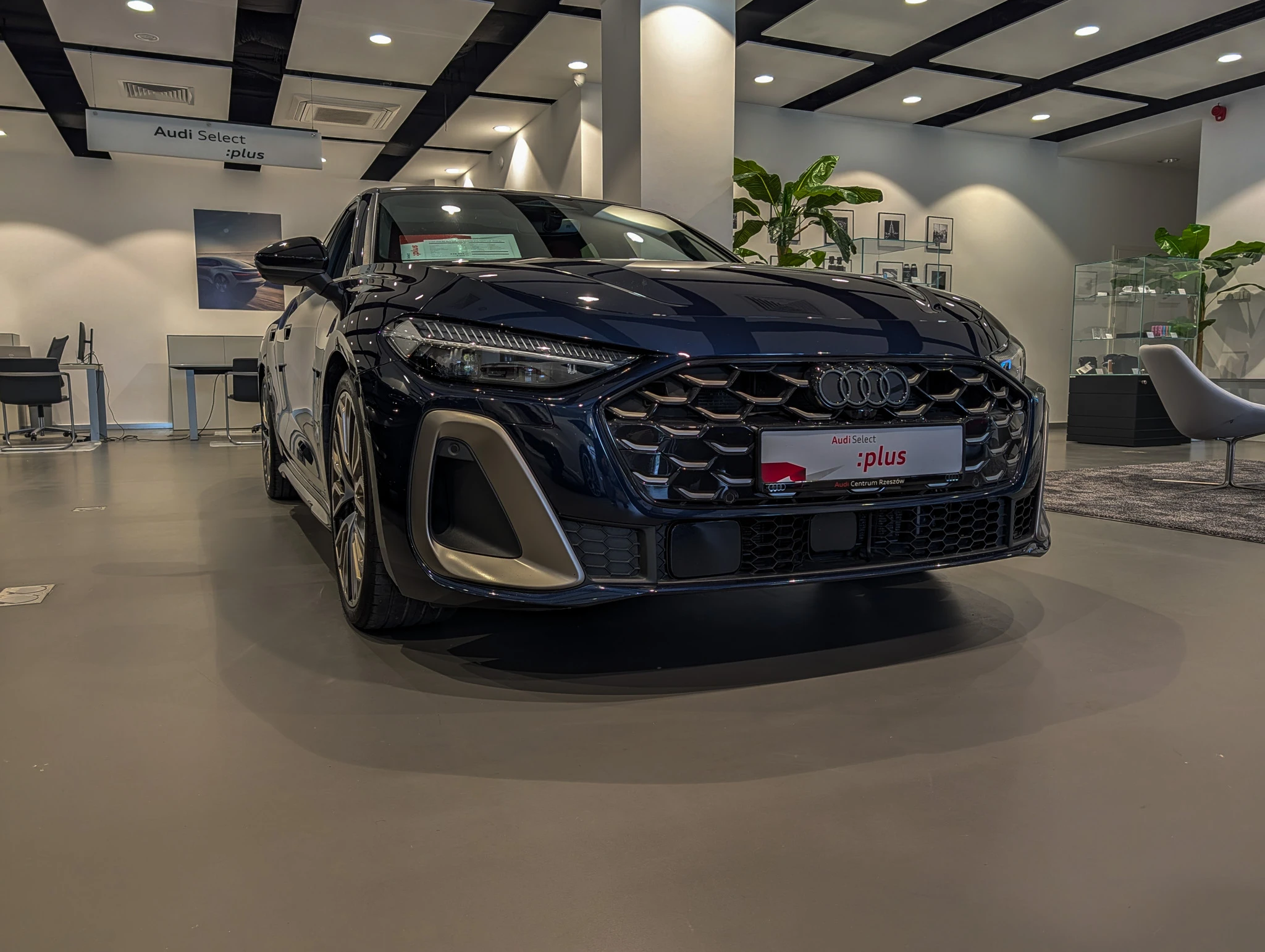https://cdn-ab.spidersweb.pl/2025/09/audi-select-plus-7.jpg