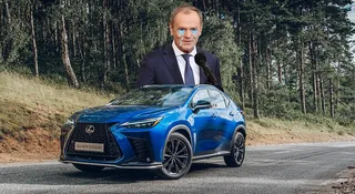 Tuskom skradziono Lexusa. Polska to bezpieczny kraj