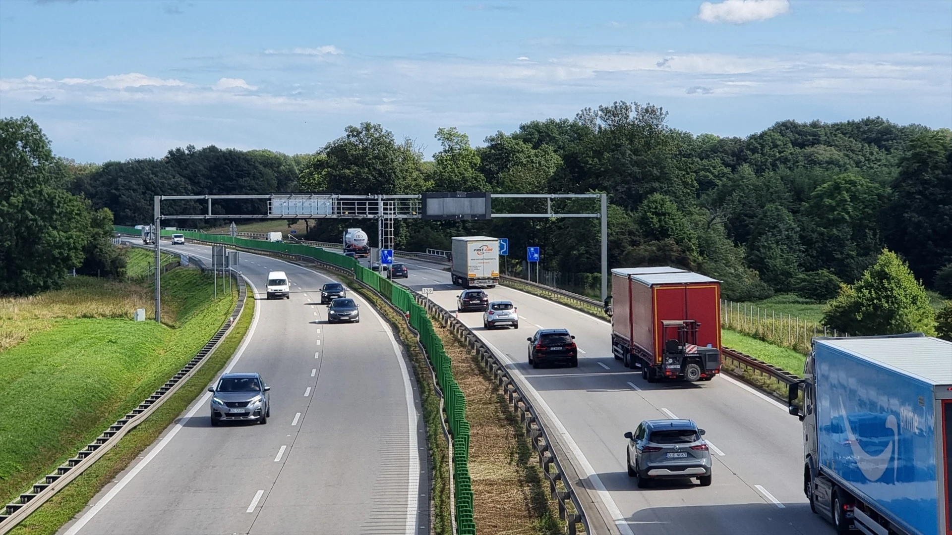 Nowy odcinkowy pomiar prędkości na A4. Zdejmij nogę z gazu