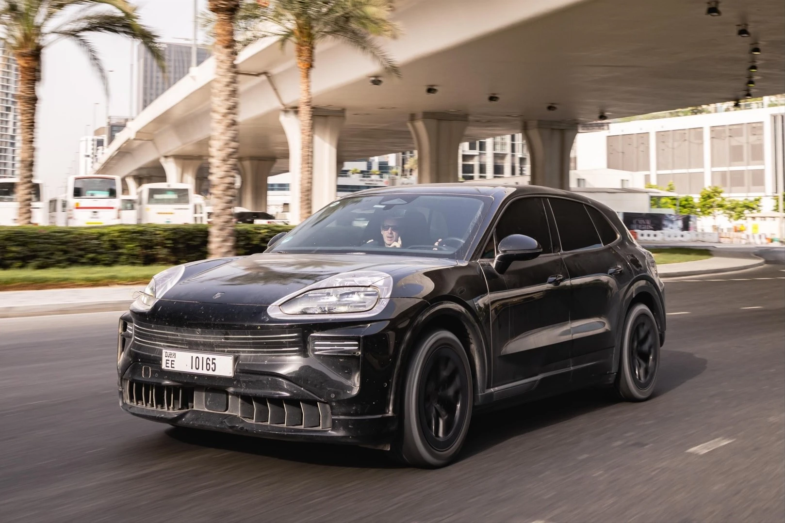 https://cdn-ab.spidersweb.pl/2025/09/porsche-cayenne-electric-testy-2.jpg