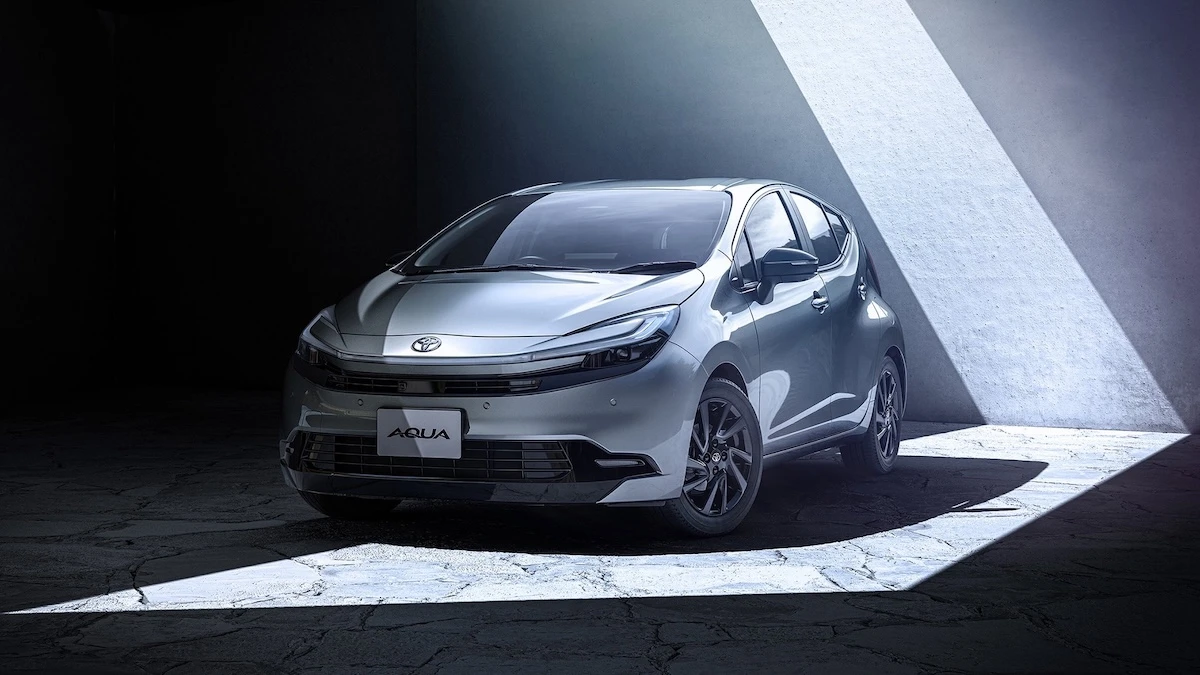 Nowa Toyota, tajemnicza taka. Dziecko Yarisa i Priusa ma się znakomicie