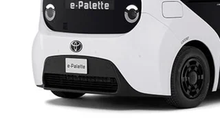 Nowa Toyota paleta wchodzi i trzęsie ryneczkiem z warzywami. Tylko cena niedobra