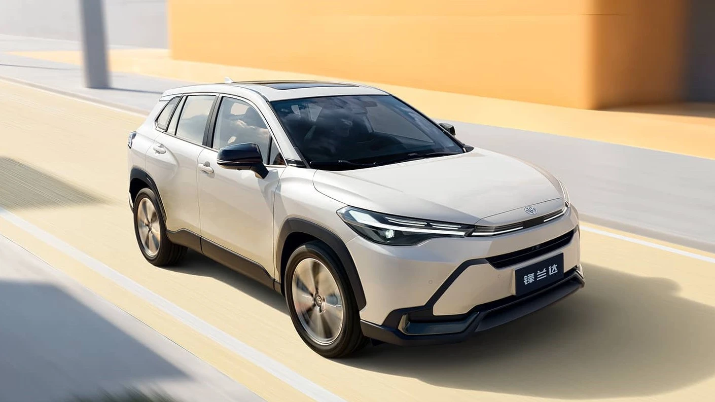 Nowy SUV Toyoty waszych marzeń. Czysta spalinowa zazdrość