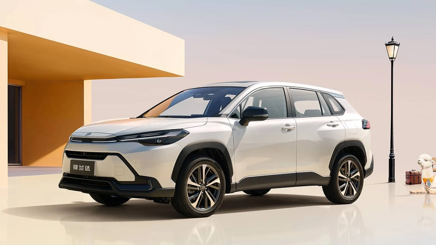 https://cdn-ab.spidersweb.pl/2025/09/toyota-frontlander-corolla-cross-4.jpg