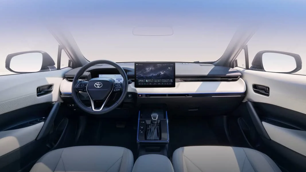 https://cdn-ab.spidersweb.pl/2025/09/toyota-frontlander-corolla-cross-9.jpg