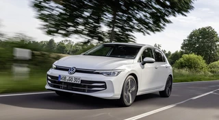 Elektryczna legenda opóźniona. Volkswagenowi brakuje pieniędzy