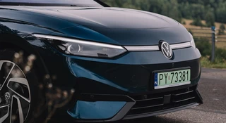 Ogromny Volkswagen przeceniony o 45 tys. zł. Brzmi jak okazja, ale trzeba poskrobać