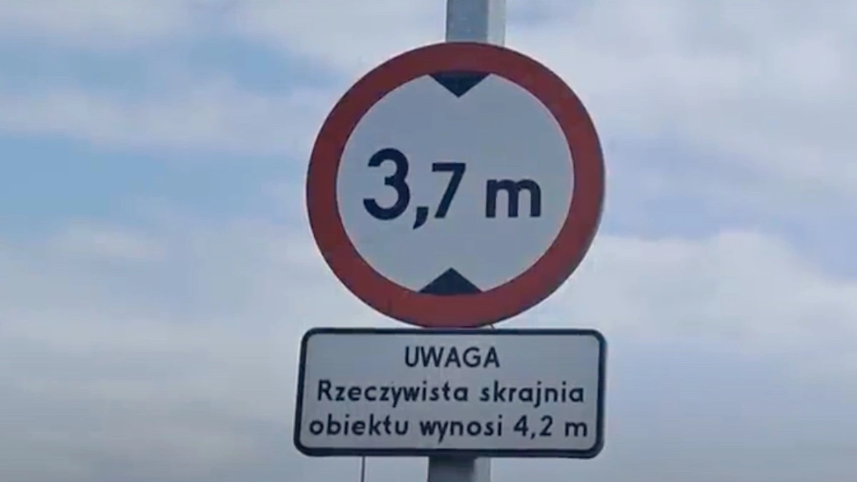 Absurd znakowy w Polsce. Stawiają znak, a pod nim tabliczkę, która mówi, że można go zlekceważyć