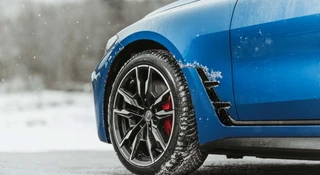 Opona zimowa Goodyear, czyli więcej kilometrów za mniej. Efektywność potwierdzona w teście ADAC