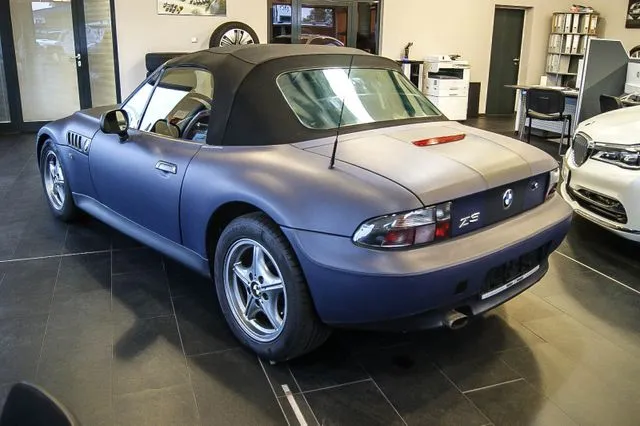 https://cdn-ab.spidersweb.pl/2025/10/bmw-z3-roadster-skorzane-3.jpeg