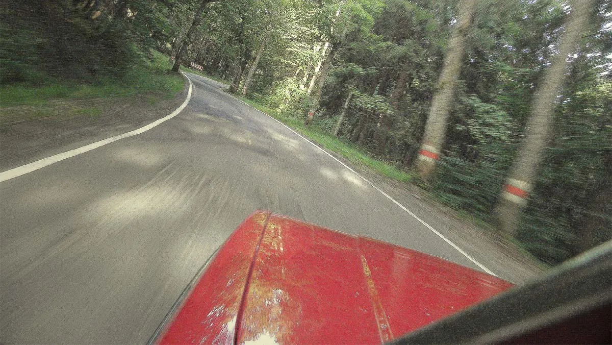 Atlas Dróg Polski: Droga Stu Zakrętów ma dużo zakrętów. Nie ma kiedy jechać prosto