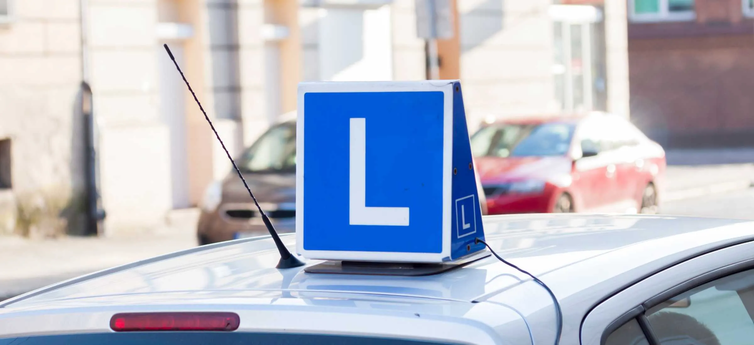 „Łuk” na egzaminie na prawo jazdy. Ma tyle samo sensu, co ryba na rowerze