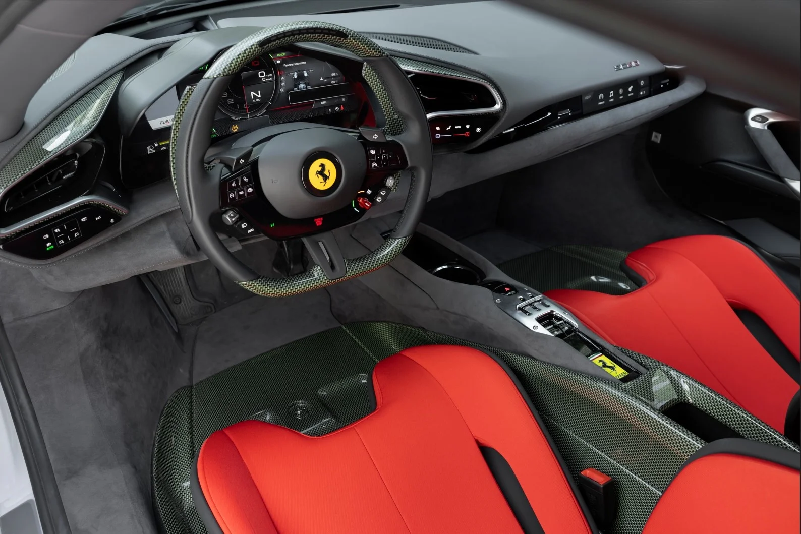 https://cdn-ab.spidersweb.pl/2025/10/ferrari-sc40-14.jpg