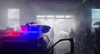 Autonomiczny radiowóz już jeździ. Ciekawe, jakie pączki lubi robot