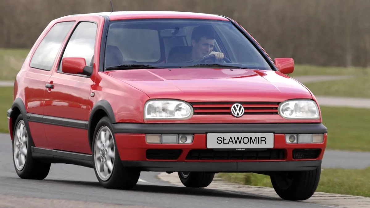 Gwiazdor disco Sławomir jeździ Golfem trójką. To oznacza, że ten wóz przestał być obciachowy