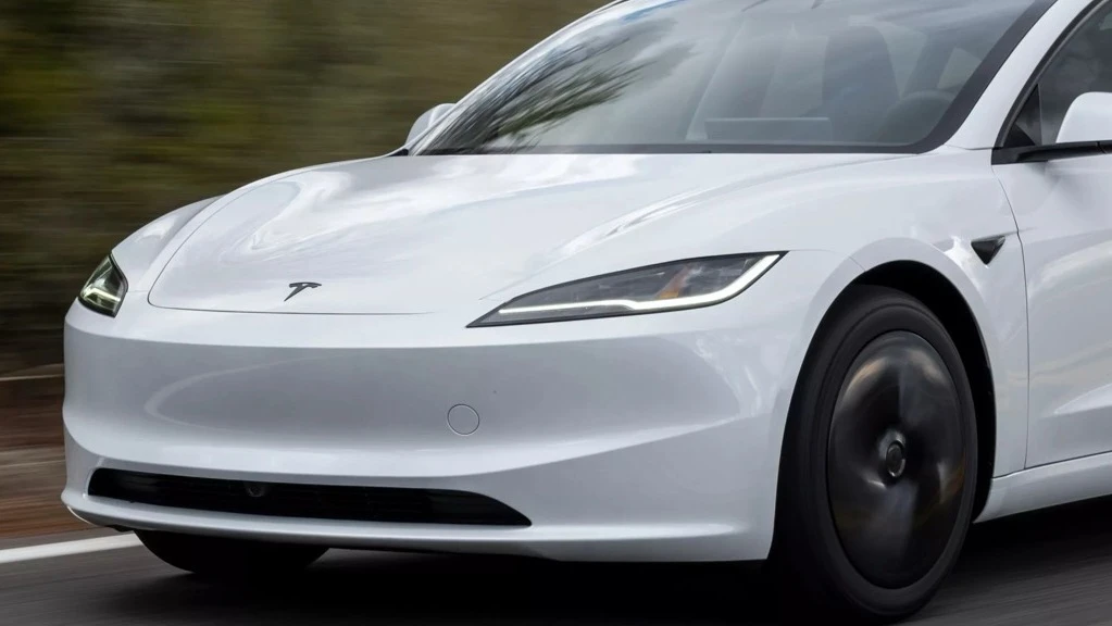 tesla model 3 standard