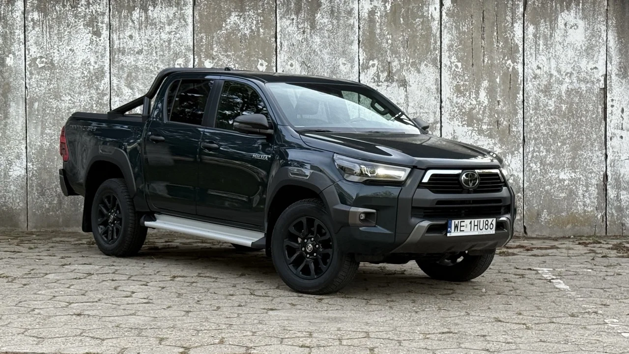 toyota hilux test