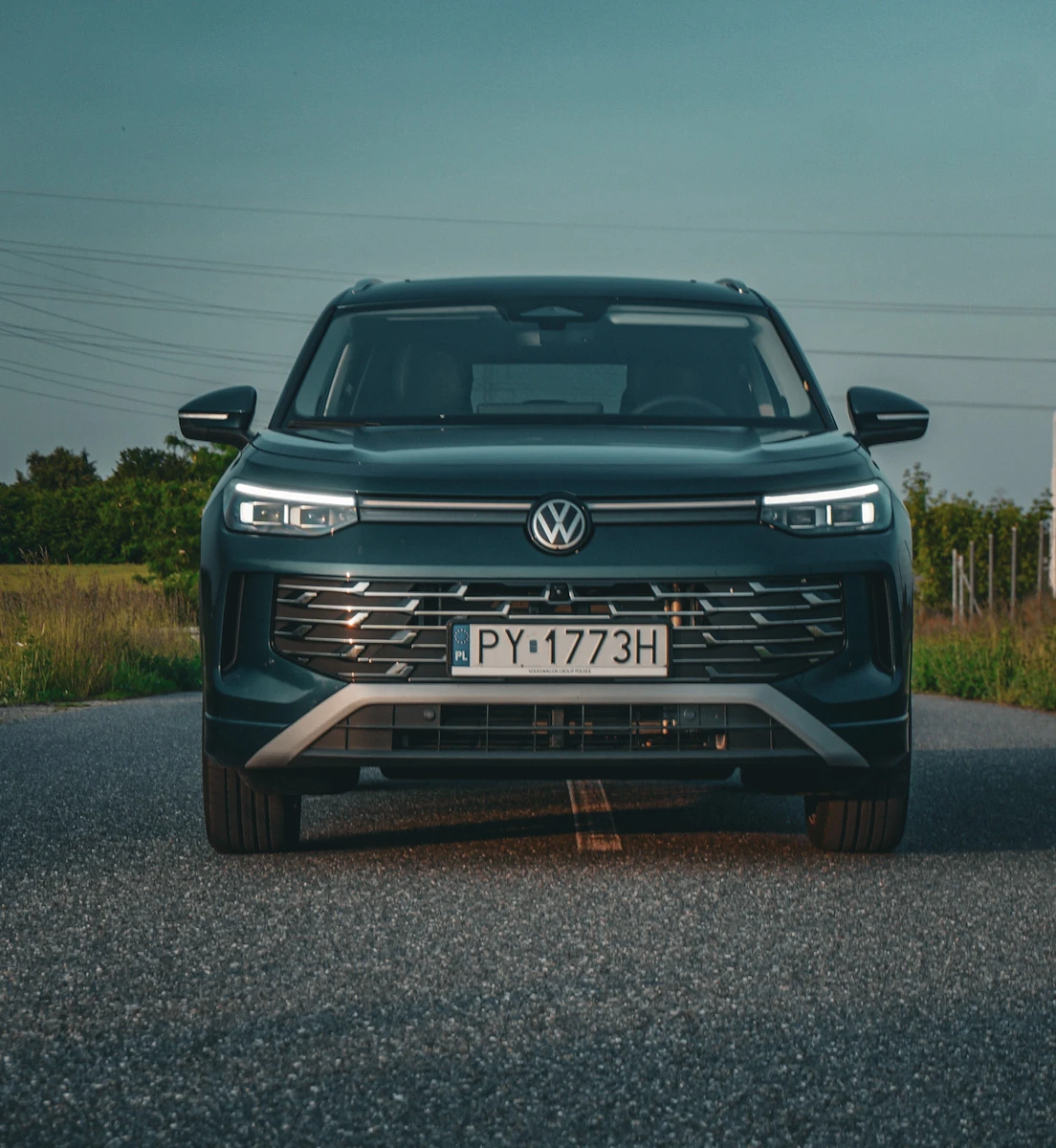 https://cdn-ab.spidersweb.pl/2025/10/volkswagen-tayron-test-01.jpg